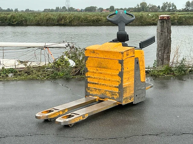 Jungheinrich ere120 elektrische palletwagen - afbeelding 3 van  9