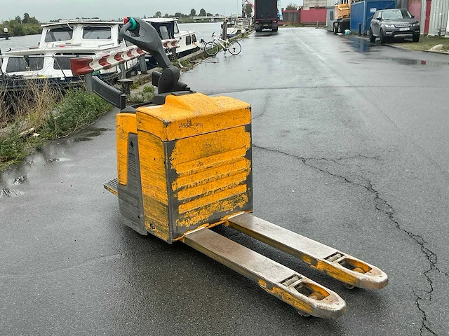 Jungheinrich ere120 elektrische palletwagen - afbeelding 4 van  9