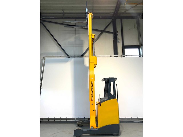 Jungheinrich etv 214 - 7.7m triplex - freelift - sideshift - reach truck - 9533 uur - 360 graden functie - afbeelding 2 van  19