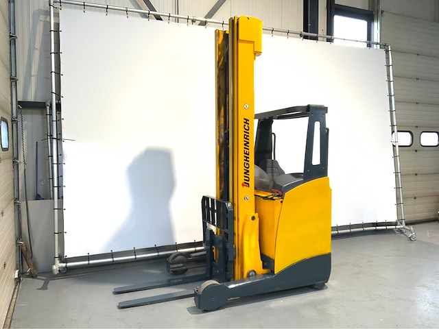 Jungheinrich etv 214 - 7.7m triplex - freelift - sideshift - reach truck - 9533 uur - 360 graden functie - afbeelding 12 van  19