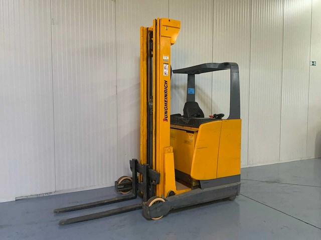 Jungheinrich etv 214 sn reach truck, triplex, side shift, free-lift - afbeelding 1 van  11