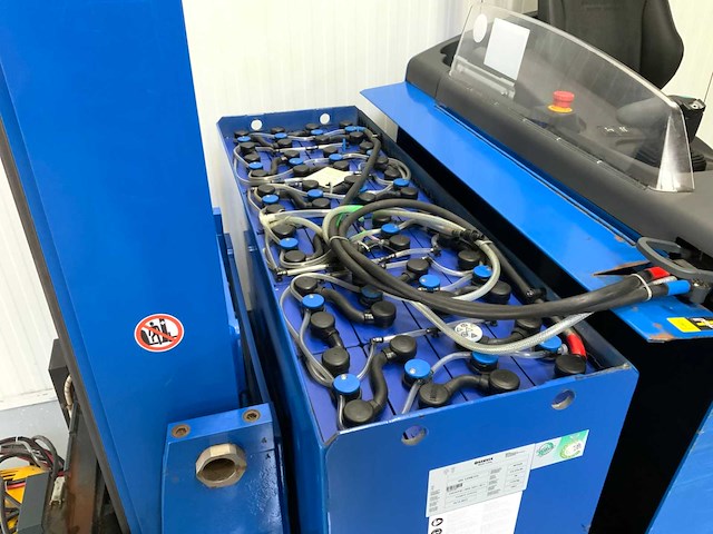 Jungheinrich etv 216 reach truck triplex - freelift - sideshift - camera op vork, acculader bj. 2015 - afbeelding 15 van  24