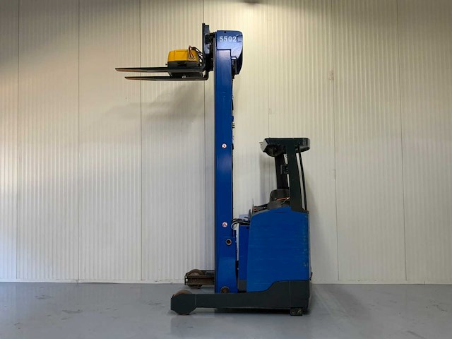 Jungheinrich etv 216 reach truck triplex - freelift - sideshift - camera op vork, acculader bj. 2015 - afbeelding 21 van  21