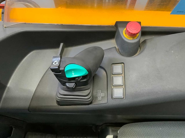 Jungheinrich etv 216 reach truck triplex - freelift - sideshift - afbeelding 4 van  17