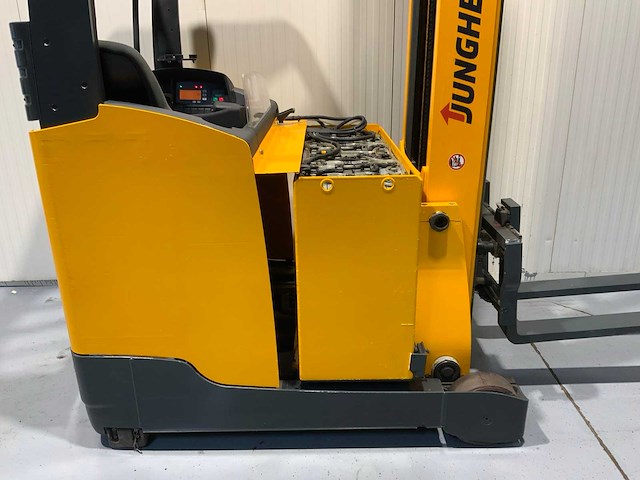 Jungheinrich etv 216 reach truck triplex - side-shift - freelift - afbeelding 15 van  25