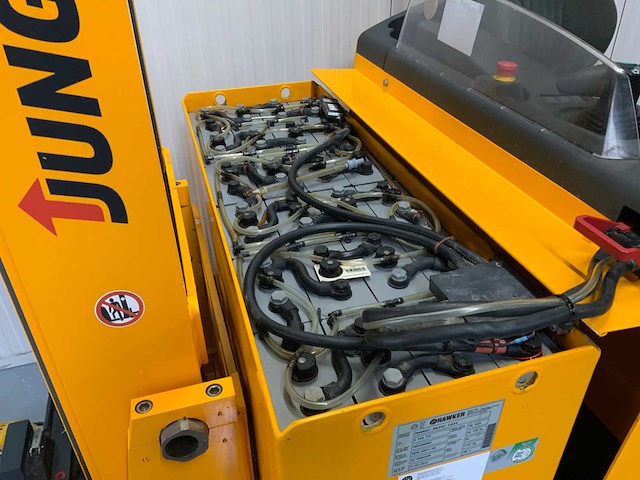 Jungheinrich etv 216 reach truck triplex - sideshift - freelift - afbeelding 11 van  19