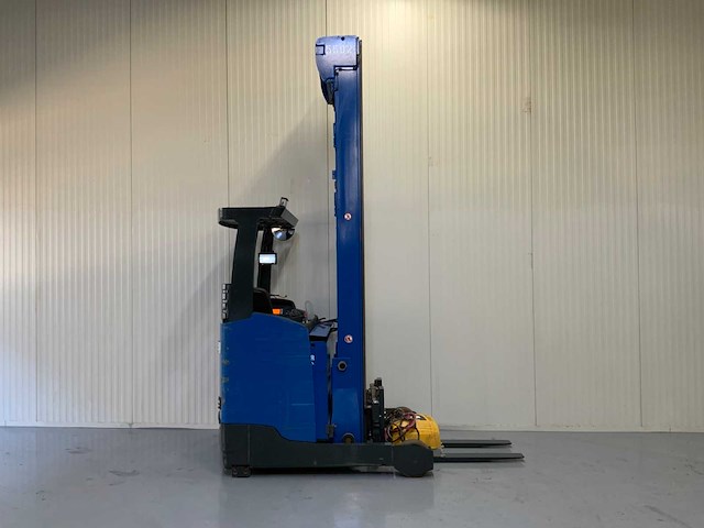 Jungheinrich etv 216 reachtruck triplex - freelift - sideshift - 9.4m - camera op vork - acculader - bj. 2015 - afbeelding 11 van  11