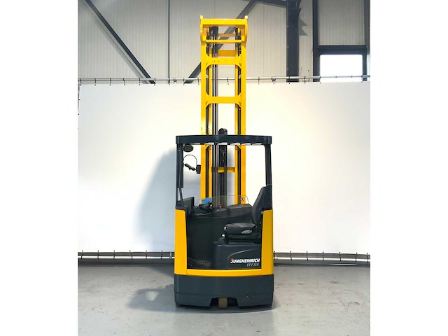 Jungheinrich etv 318 reach truck triplex - freelift - afbeelding 17 van  21