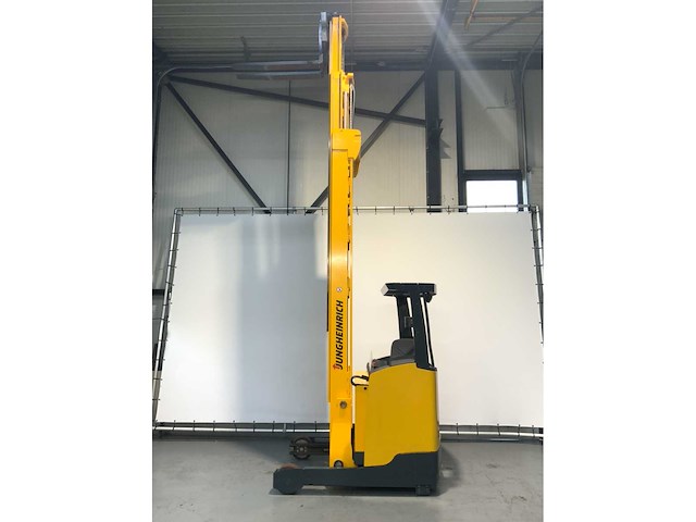 Jungheinrich etv 318 reach truck triplex - freelift - afbeelding 10 van  21