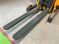 Jungheinrich etv 320 reach truck triplex - sideshift - hydraulisch uitschuifbare lepels - freelift - afbeelding 7 van  23