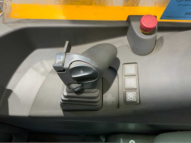 Jungheinrich etv 325 reach truck - sideshift - freelift - afbeelding 12 van  15