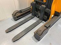 Jungheinrich etv 325 reach truck - sideshift - freelift - afbeelding 14 van  15