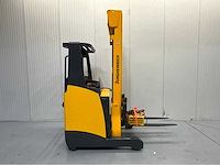 Jungheinrich etv110 - reachtruck - tiplex - freelift - sideshift - acculader - 4761 uur - 6,8m - afbeelding 16 van  17