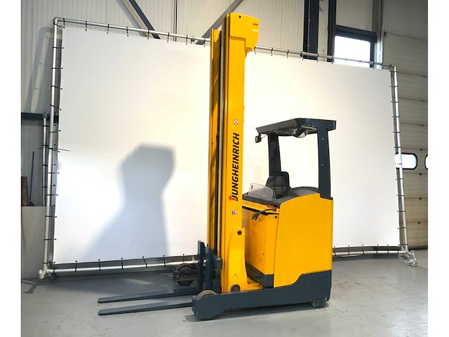 Jungheinrich etv214 reach truck triplex - freelift - afbeelding 1 van  20