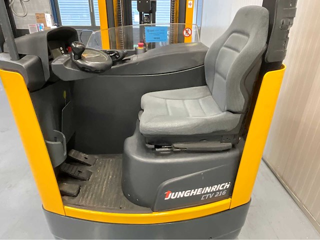 Jungheinrich etv216 - triplex - freelift - sideshift - 3659 uur - 5,6m - afbeelding 17 van  17