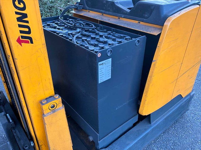 Jungheinrich etvc16 reach truck 1600kg 5300mm - afbeelding 8 van  13