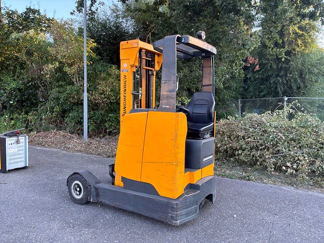 Jungheinrich etvc16 reach truck 1600kg 5300mm - afbeelding 9 van  13