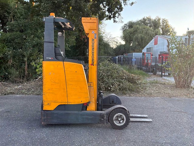 Jungheinrich etvc16 reach truck 1600kg 5300mm - afbeelding 11 van  13