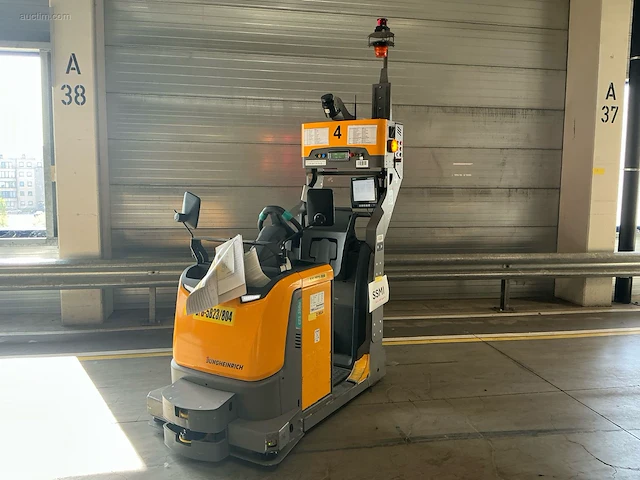 Jungheinrich ezs-350-a-ftf elektrische trekker - afbeelding 1 van  10