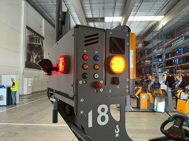 Jungheinrich ezs-350-a-ftf elektrische trekker - afbeelding 10 van  14
