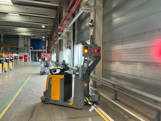 Jungheinrich ezs-350-a-ftf elektrische trekker - afbeelding 5 van  12