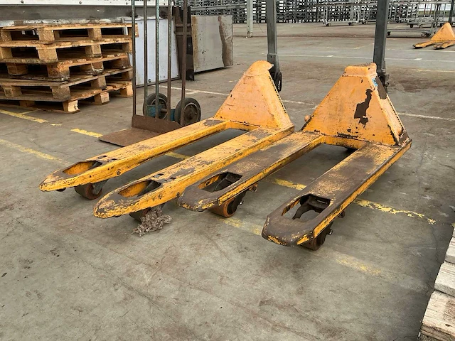 Jungheinrich hand hydraulische palletwagen en steekkar (3x) - afbeelding 5 van  5