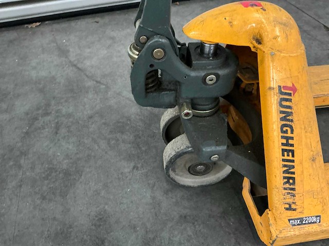 Jungheinrich hand hydraulische palletwagen - afbeelding 3 van  7