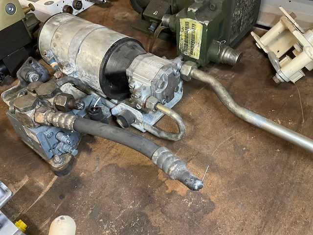 Jungheinrich hydraulische pompunit - afbeelding 2 van  5