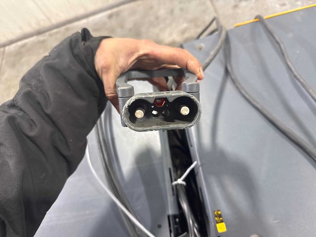 Jungheinrich slt 100 acculader (2x) - afbeelding 6 van  6