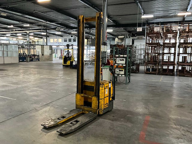 Jungheinrich stapelaar - afbeelding 1 van  13