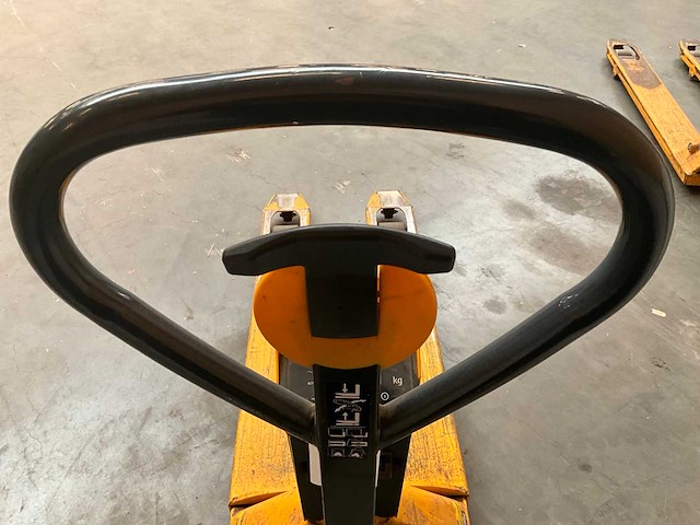 Jungheinrich tmw 22.2 hand hydraulische palletwagen - afbeelding 3 van  4