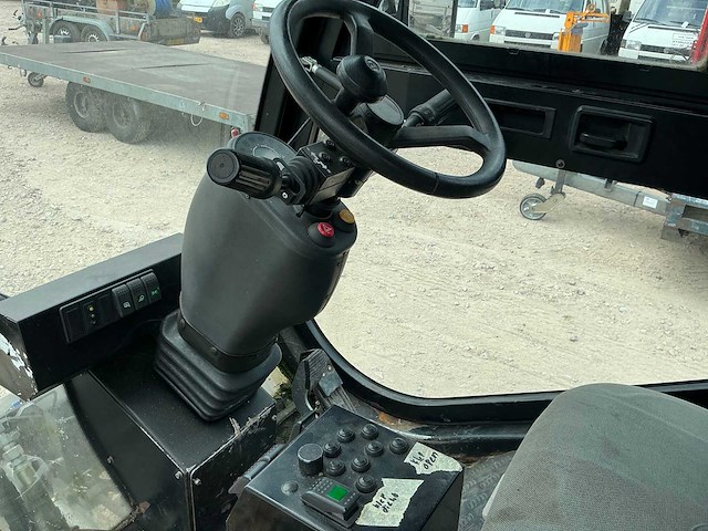 Jungojet 3500 werktuigendrager zuig veegmachine - afbeelding 14 van  15