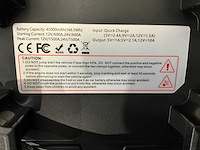 Jungwille - 2026 - 12/24 volt - startbooster / powerbank - afbeelding 6 van  7