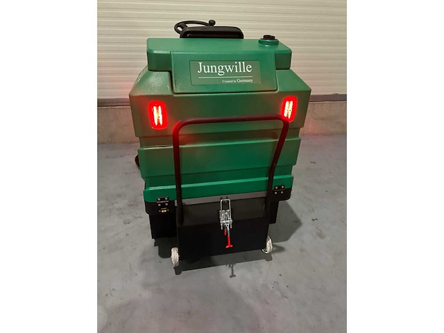 Jungwille - 2026 - jw1202 - zelfrijdende opzitveegmachine - afbeelding 17 van  20
