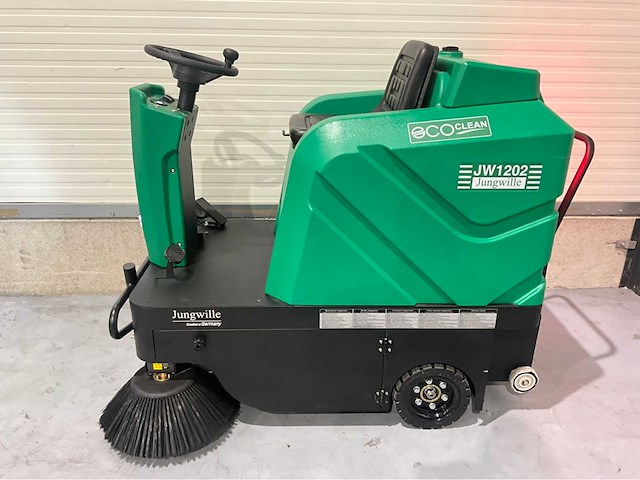 Jungwille - 2026 - jw1202 - zelfrijdende opzitveegmachine - afbeelding 12 van  17