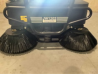 Jungwille - 2026 - jw1202 - zelfrijdende opzitveegmachine - afbeelding 18 van  19