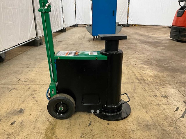 Jungwille 80t pneumatische garagekrik - afbeelding 5 van  5