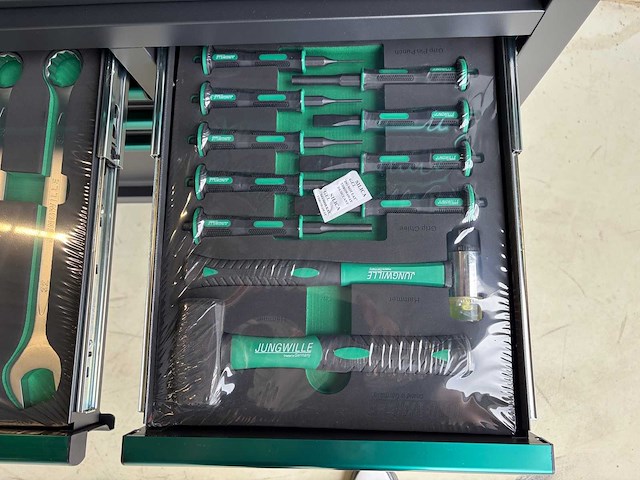 Jungwille silverstone gereedschapswagen (automotive) - afbeelding 17 van  39