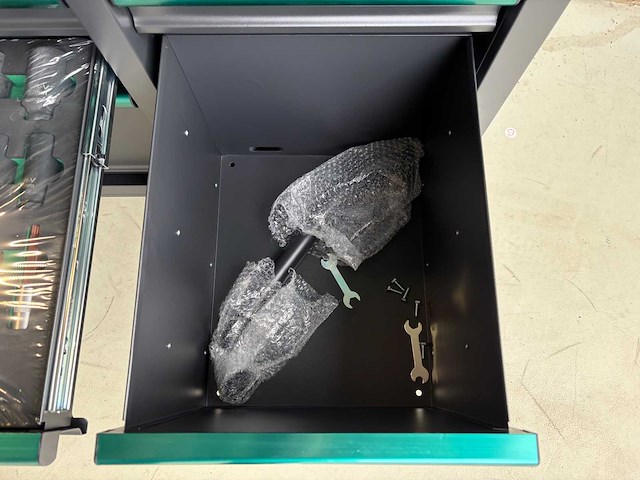 Jungwille silverstone gereedschapswagen (automotive) - afbeelding 22 van  39