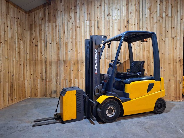 Junheinrich - efg-vac 25 sp - 4.40 triplex, free-lift - vorkheftruck - afbeelding 1 van  12