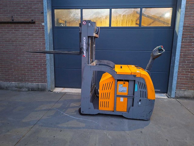 Junheinrich - vrijgragende stapelaar - stapelaar - afbeelding 3 van  4