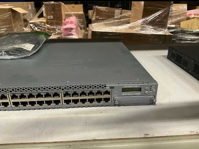 Juniper ex4300 poe+ - afbeelding 2 van  2