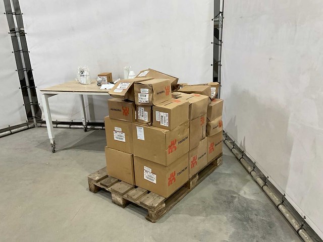 Juno - partij lampen - afbeelding 1 van  10