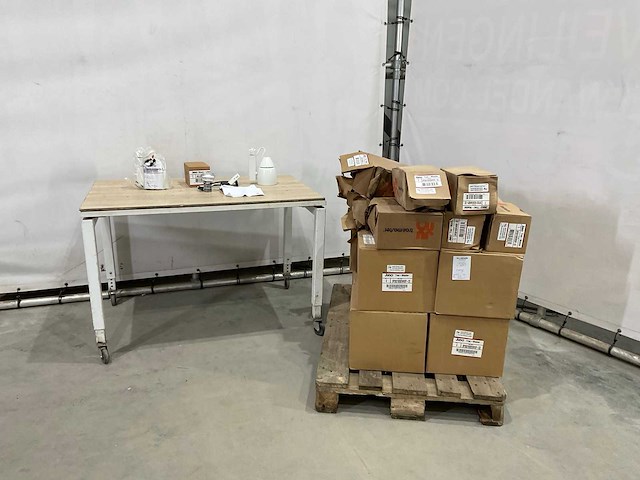 Juno - partij lampen - afbeelding 3 van  10