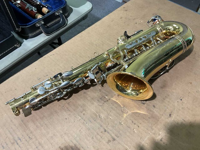 Jupiter saxofoon - afbeelding 2 van  4