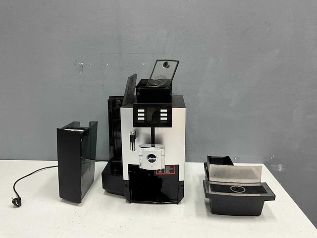 Jura - x8 - koffieautomaat - afbeelding 5 van  9
