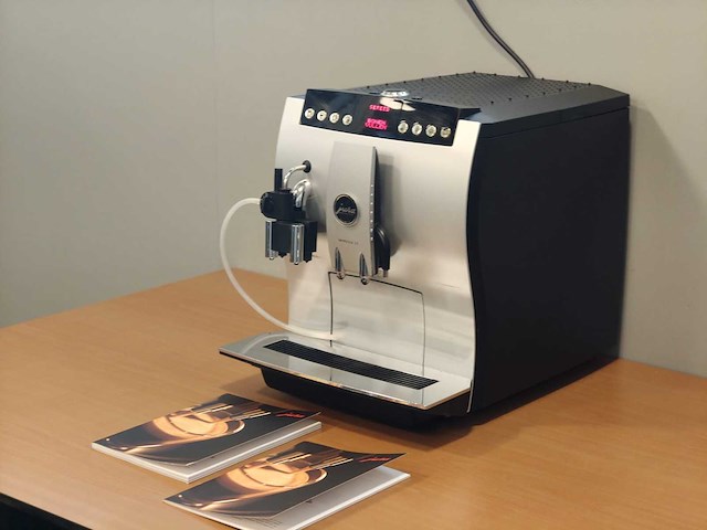 Jura - z5 - coffee machine - afbeelding 3 van  7