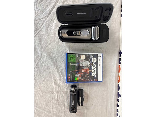 Jura e6 koffiemachine | blackvue dashcam | braun scheerapparaat | fc26 voor ps5 - afbeelding 1 van  4