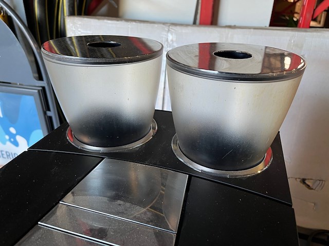 Jura giga x8c koffiemachine met vaste wateraansluiting en melkkoeler - afbeelding 3 van  8