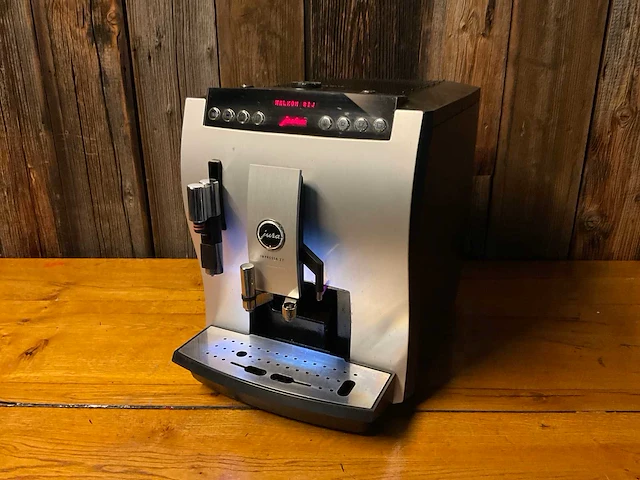 Jura impressa 27 koffie- & espressomachines - afbeelding 1 van  10